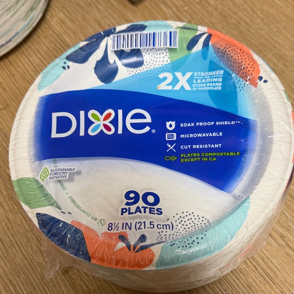 Colorful Disposable Plates - 90 Count